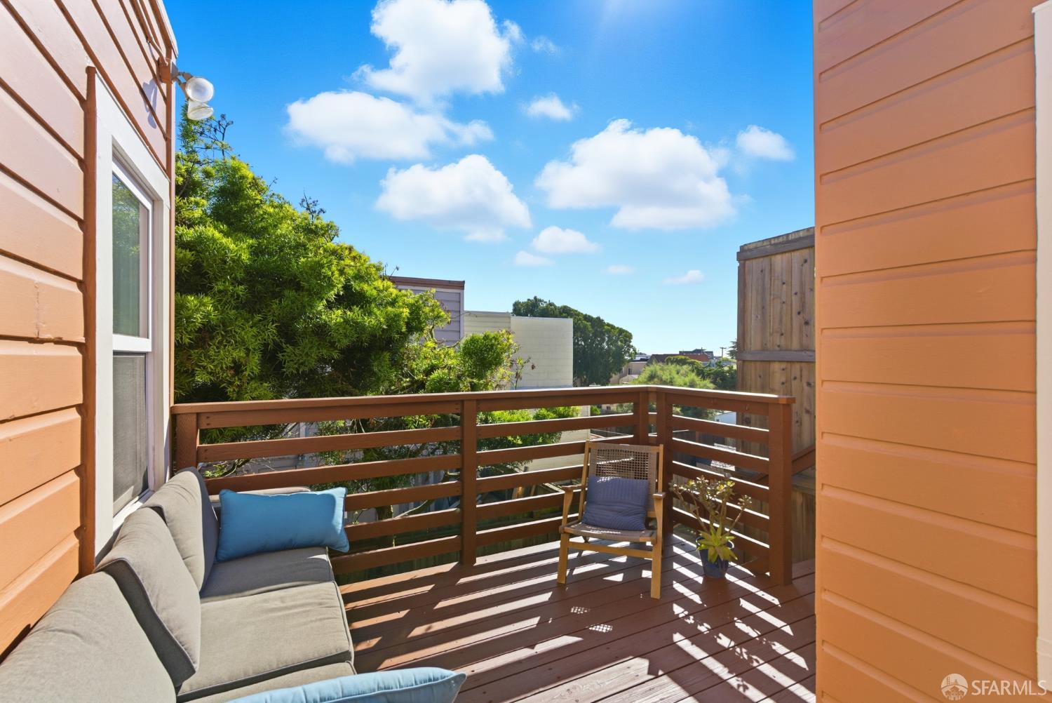 Detail Gallery Image 27 of 53 For 1501 46th Ave, San Francisco,  CA 94122 - 4 Beds | 3 Baths