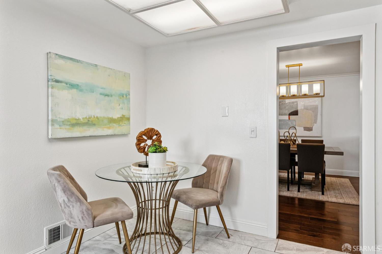 Detail Gallery Image 15 of 28 For 141 Edgewater Pl, Pittsburg,  CA 94565 - 3 Beds | 2/1 Baths