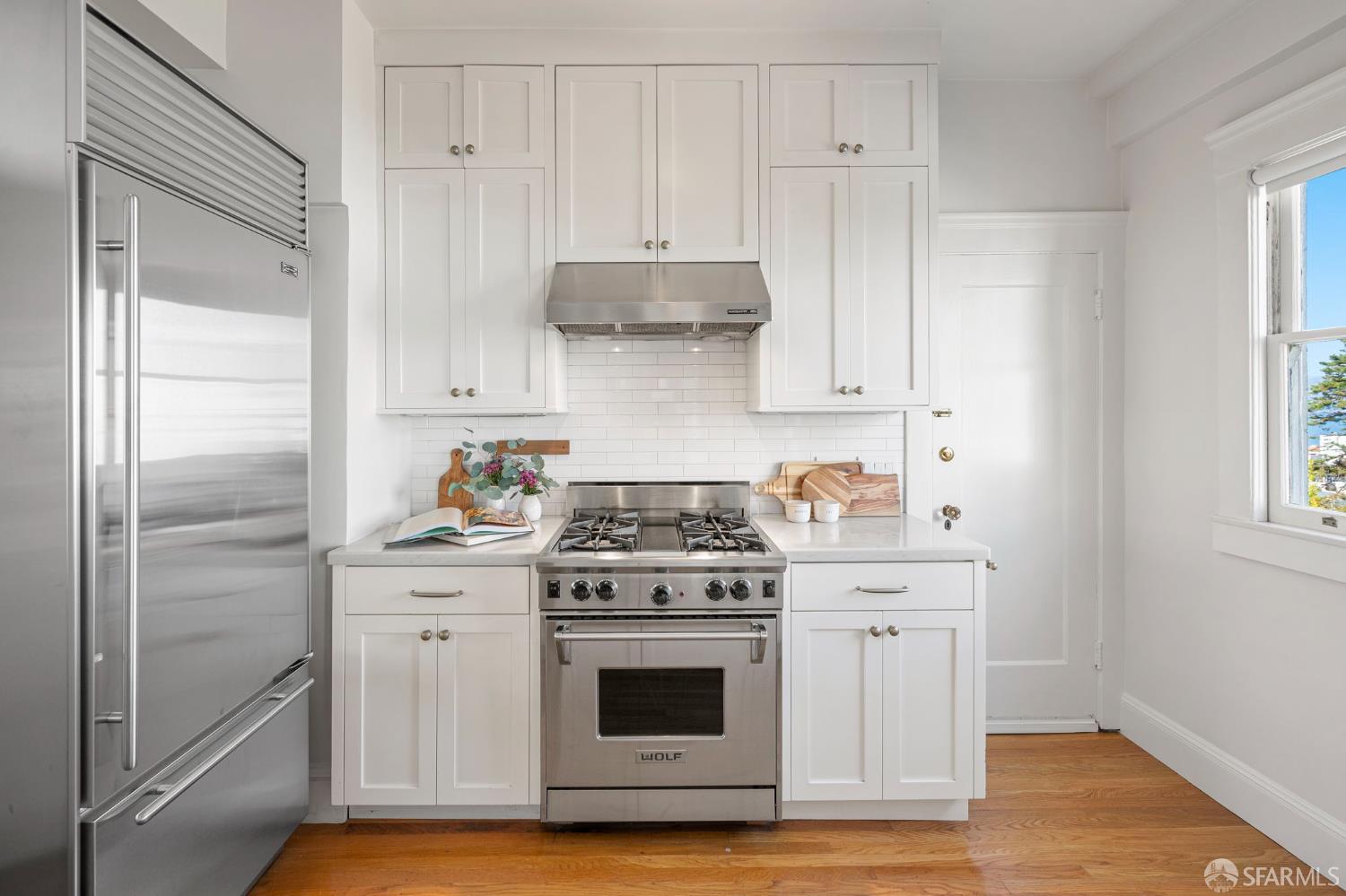 Detail Gallery Image 11 of 40 For 2363 Larkin St #34,  San Francisco,  CA 94109 - 2 Beds | 1 Baths