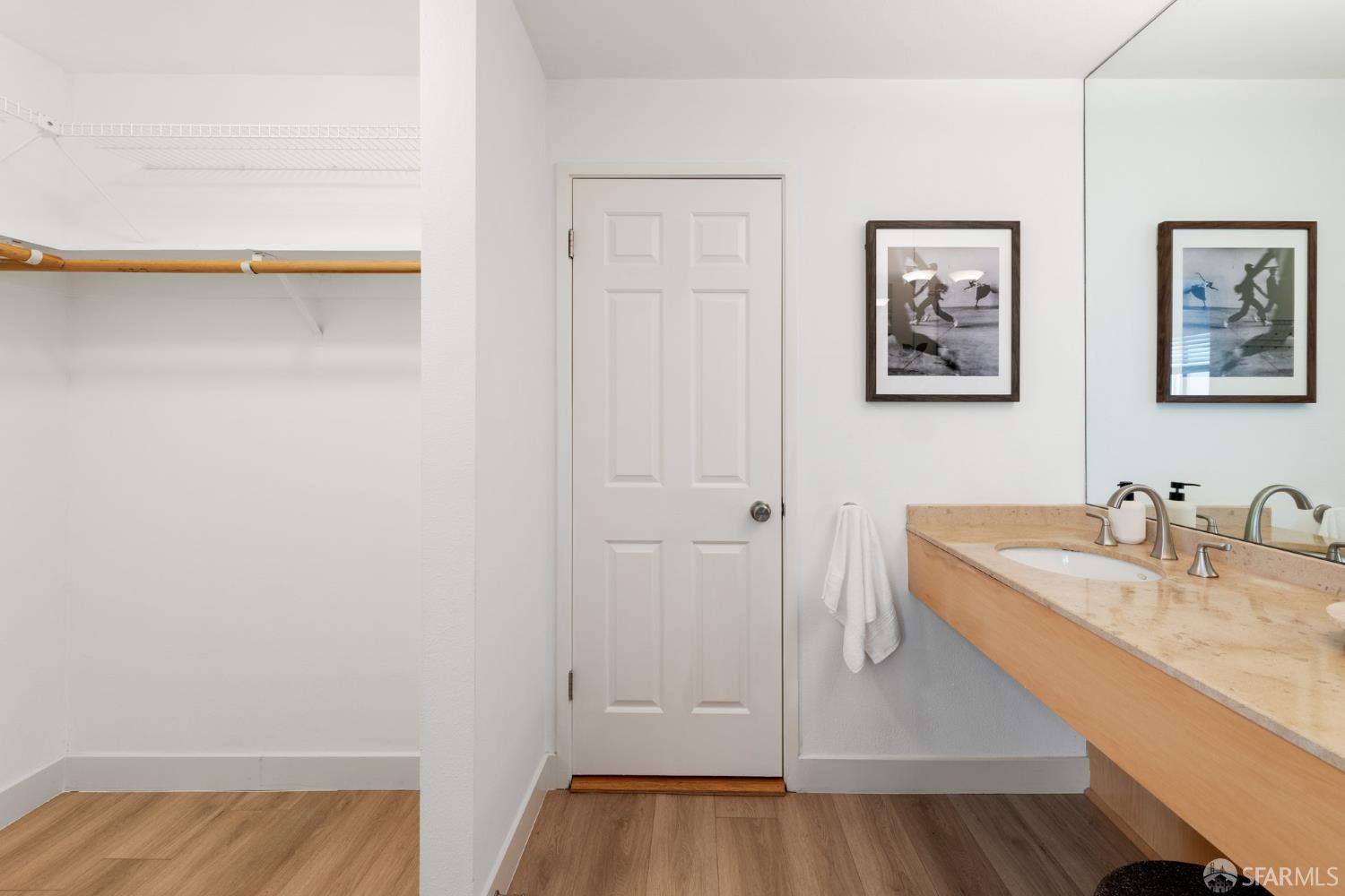 Photo #21: 425081833 Listing: Photo #21