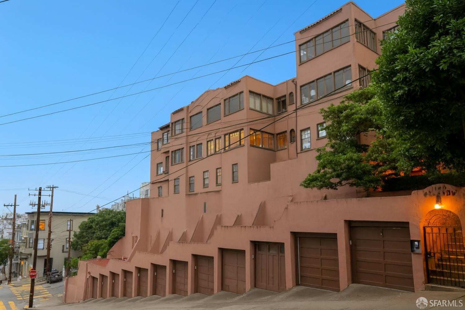 Detail Gallery Image 39 of 64 For 1020 Union St #19,  San Francisco,  CA 94133 - 2 Beds | 2 Baths