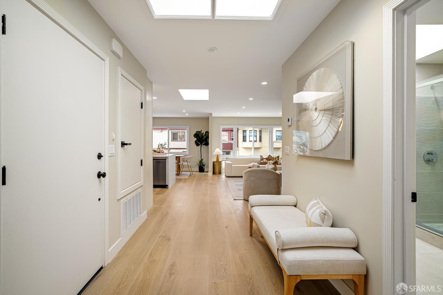 Detail Gallery Image 9 of 69 For 537 Russia Ave, San Francisco,  CA 94112 - 3 Beds | 2 Baths