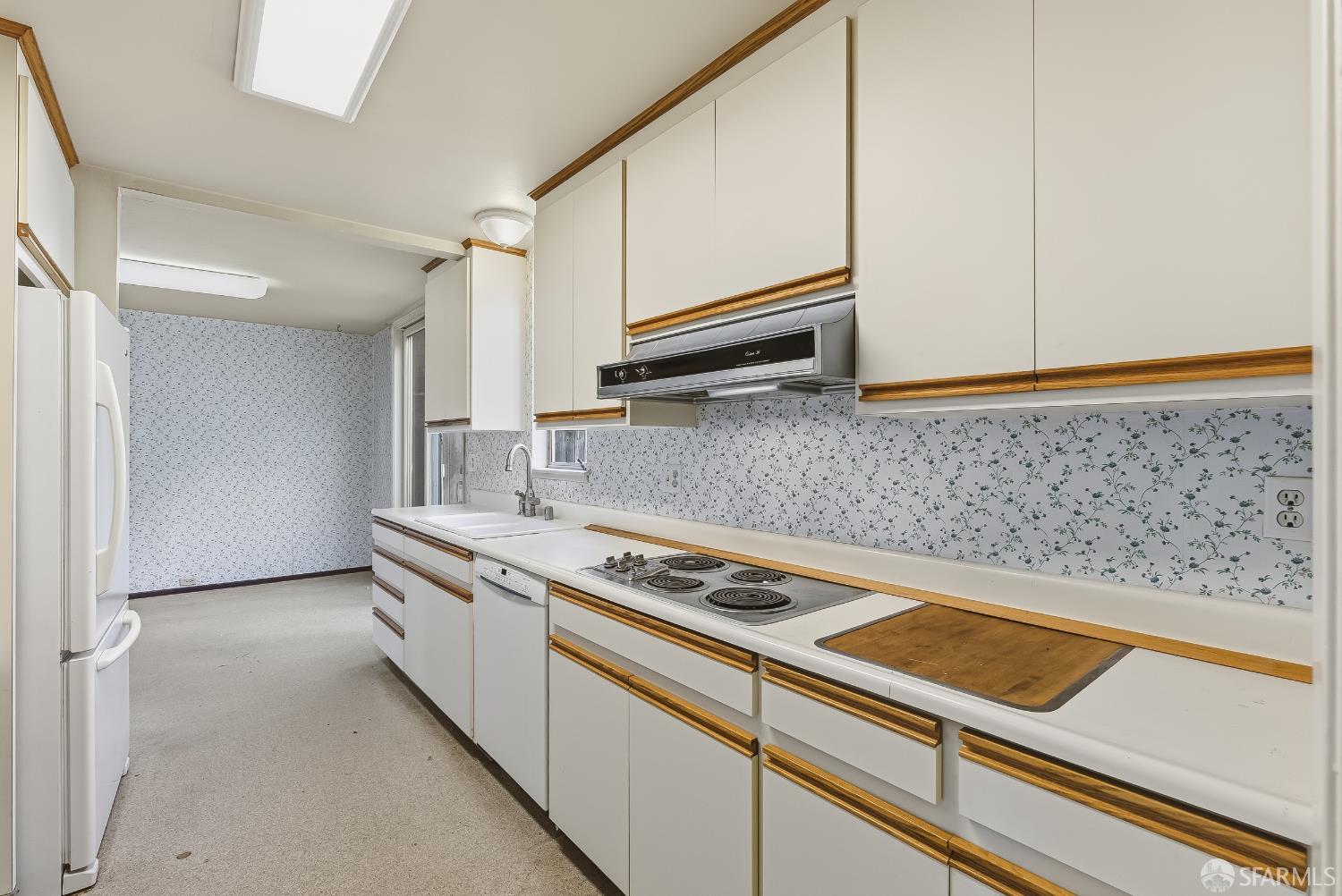 Detail Gallery Image 6 of 30 For 49 Turquoise Way, San Francisco,  CA 94131 - 4 Beds | 2/1 Baths