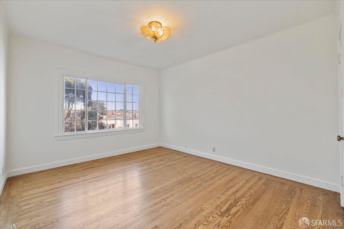 Detail Gallery Image 14 of 42 For 1735 28th Ave, San Francisco,  CA 94122 - 4 Beds | 2 Baths