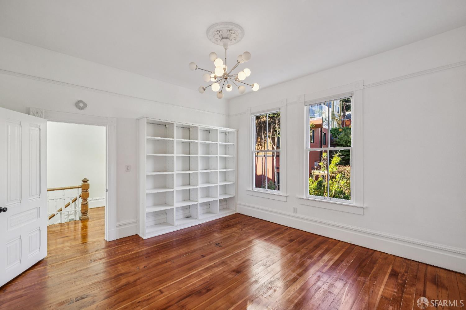 Detail Gallery Image 27 of 44 For 282 Eureka St, San Francisco,  CA 94114 - 4 Beds | 2/1 Baths