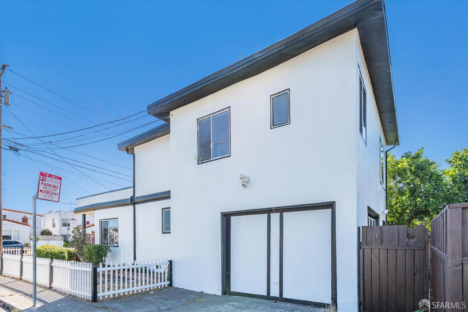 Detail Gallery Image 2 of 43 For 2489 20th St, San Pablo,  CA 94806 - 3 Beds | 1/1 Baths