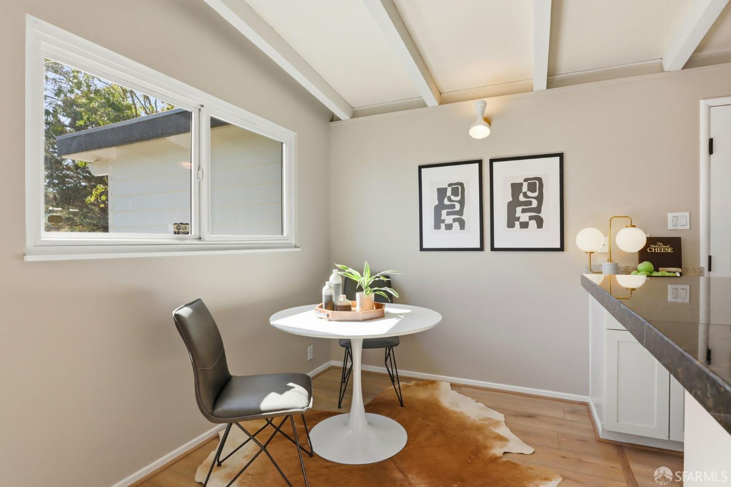 Detail Gallery Image 22 of 41 For 656 Pebble Dr, El Sobrante,  CA 94803 - 3 Beds | 2 Baths