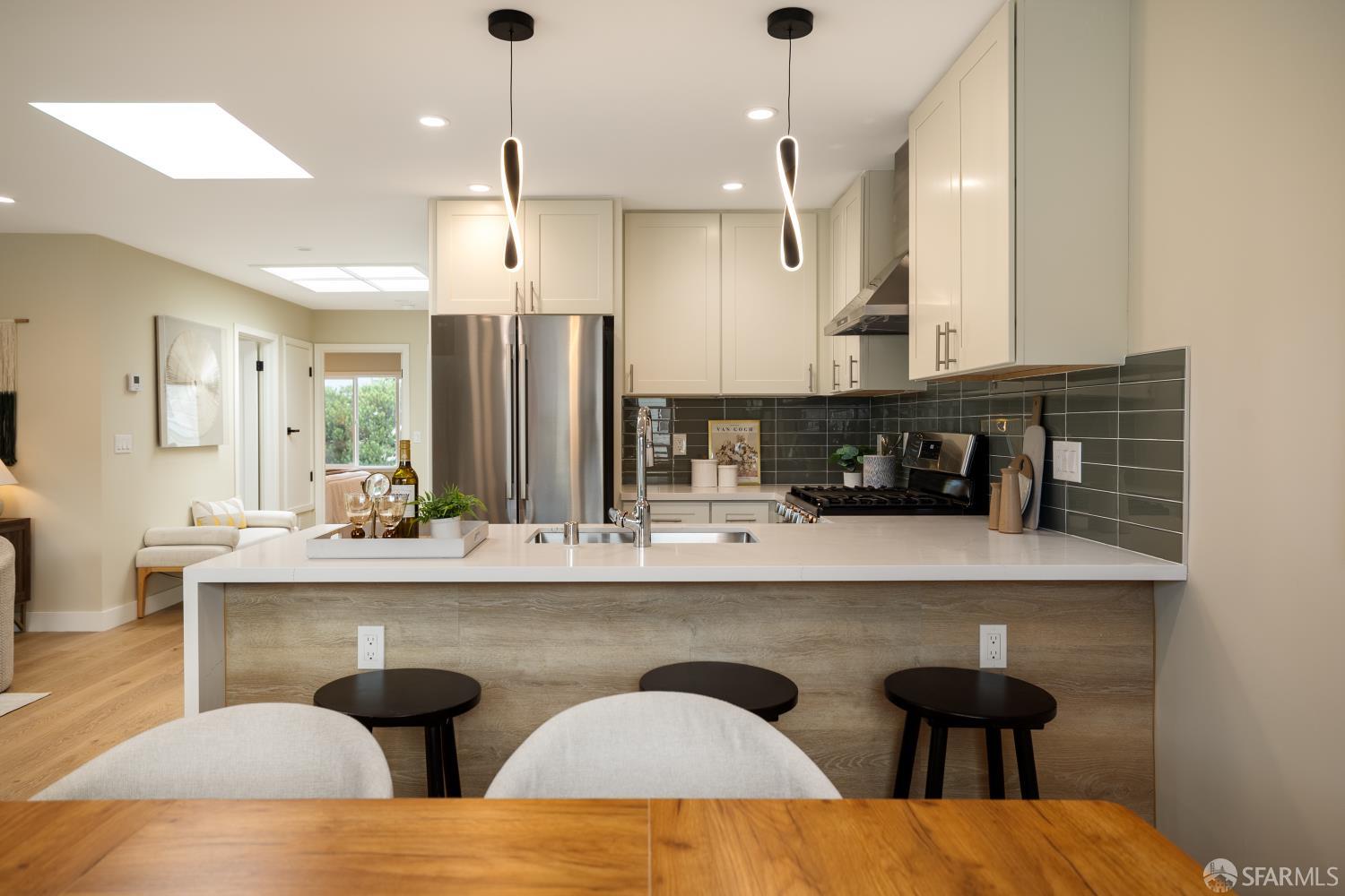 Detail Gallery Image 20 of 69 For 537 Russia Ave, San Francisco,  CA 94112 - 3 Beds | 2 Baths