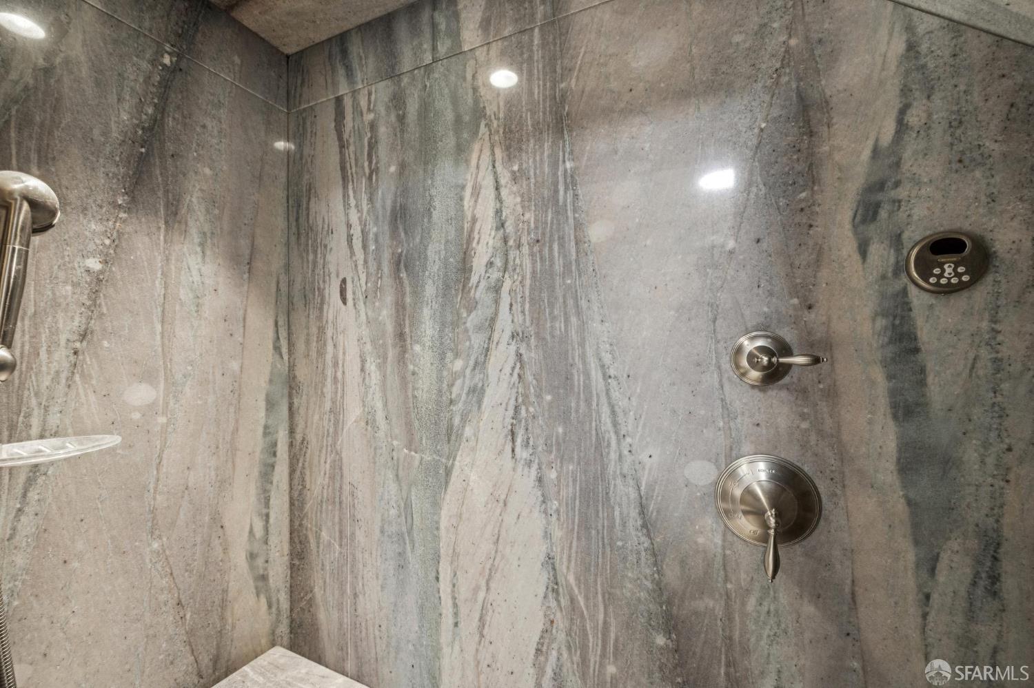 Detail Gallery Image 49 of 93 For 729 Douglass St, San Francisco,  CA 94114 - – Beds | – Baths