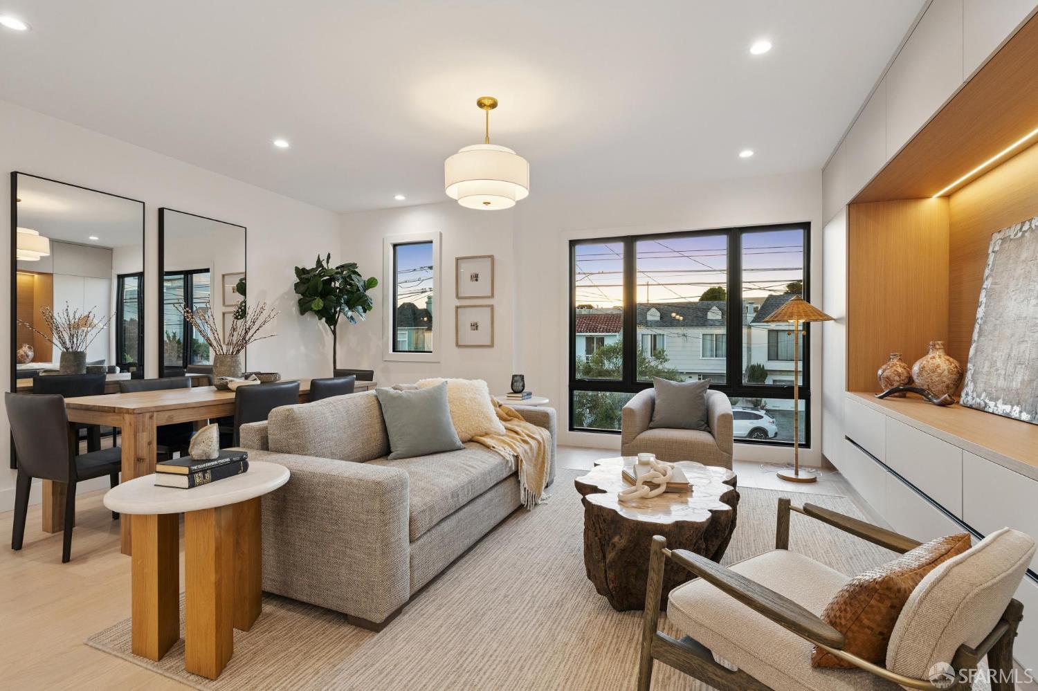 Detail Gallery Image 3 of 34 For 1726 30th Ave, San Francisco,  CA 94122 - 4 Beds | 4/1 Baths