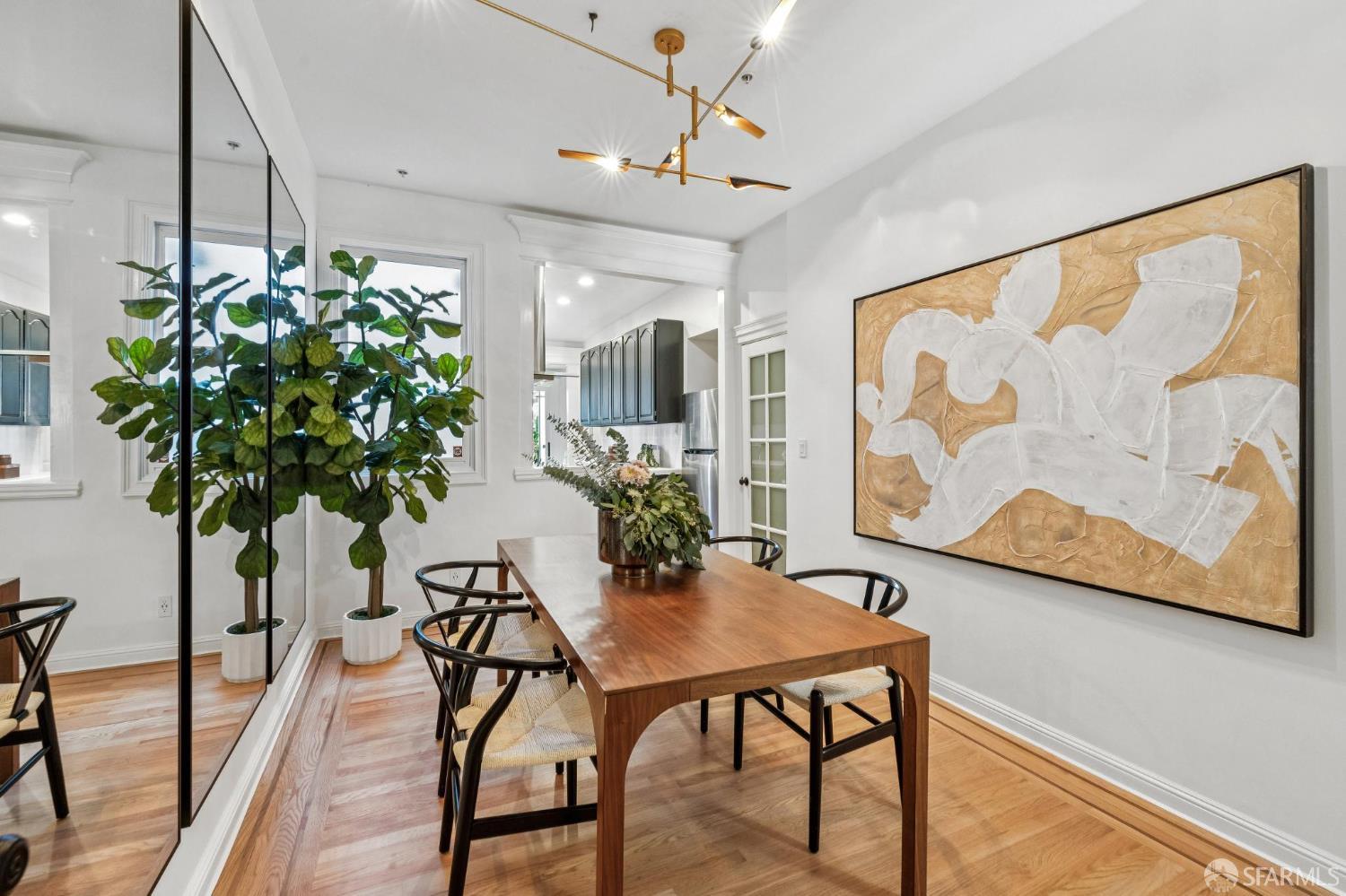 Detail Gallery Image 23 of 74 For 729 Douglass St a,  San Francisco,  CA 94114 - 3 Beds | 3 Baths