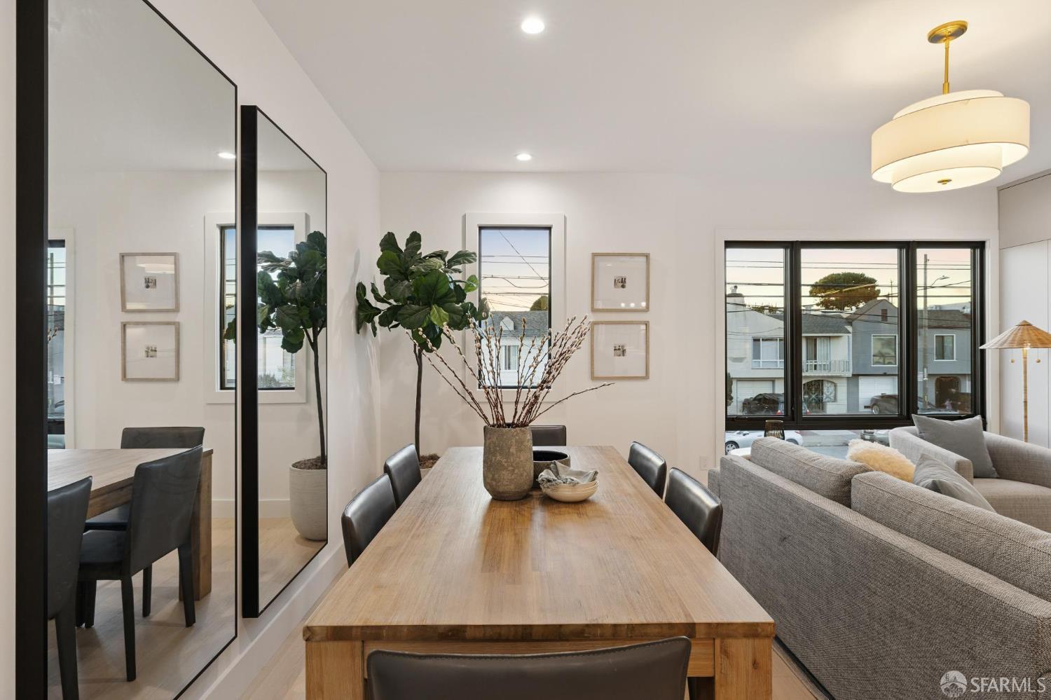 Detail Gallery Image 5 of 34 For 1726 30th Ave, San Francisco,  CA 94122 - 4 Beds | 4/1 Baths