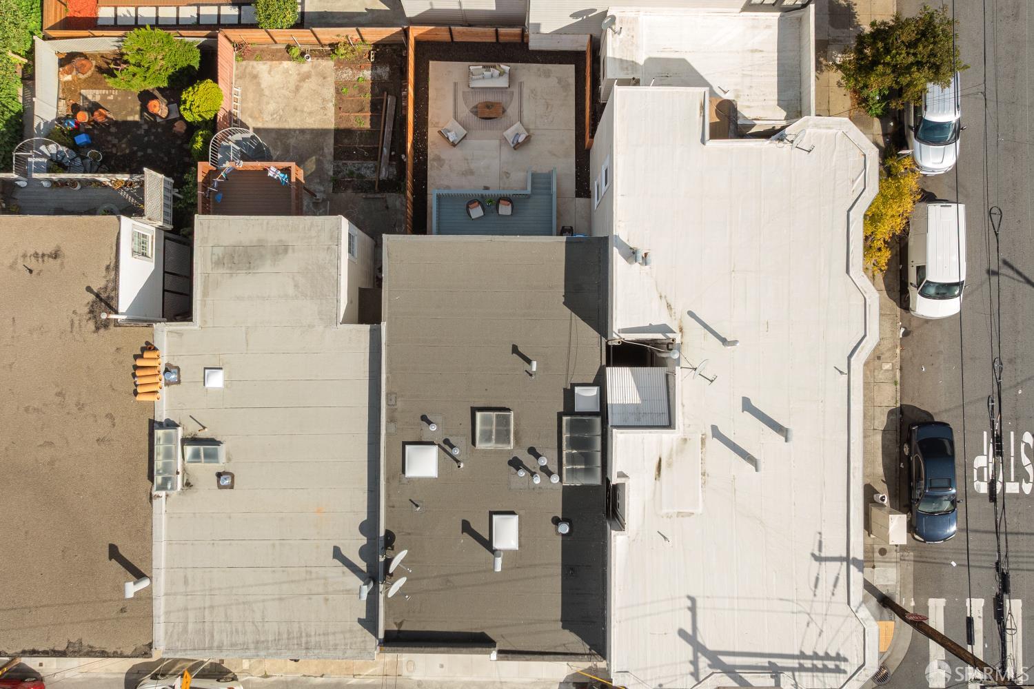 Detail Gallery Image 64 of 69 For 537 Russia Ave, San Francisco,  CA 94112 - 3 Beds | 2 Baths