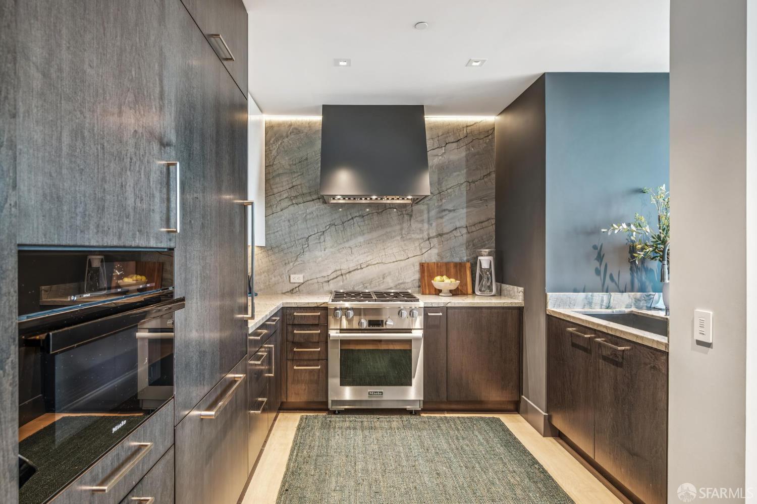 Detail Gallery Image 21 of 56 For 425 1st St #5404,  San Francisco,  CA 94105 - 2 Beds | 2 Baths