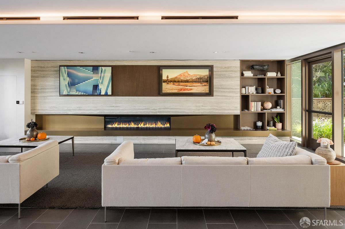 Photo #27: 425076052 Listing: Photo #27