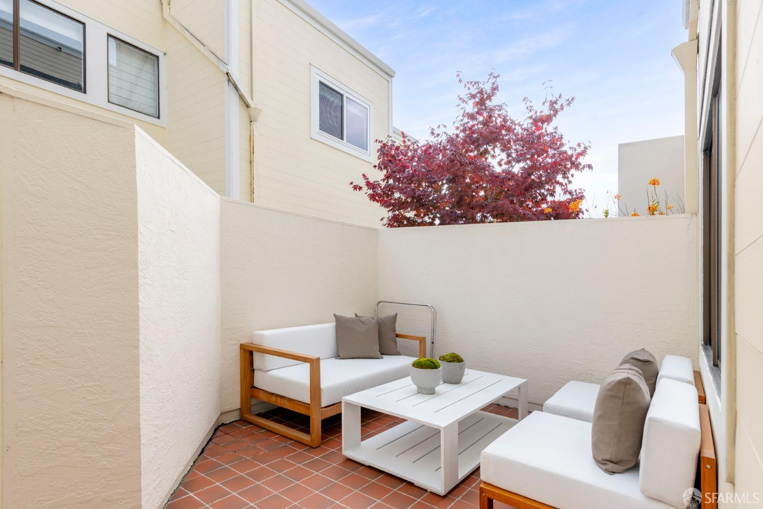 Photo #3: 425081833 Listing: Photo #3