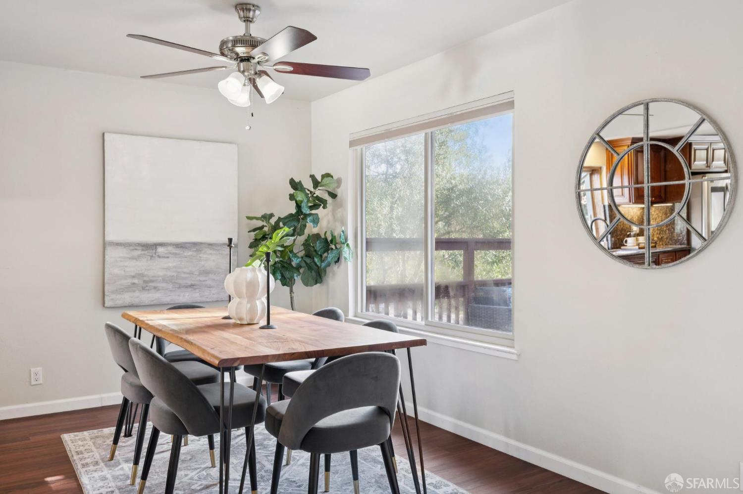 Detail Gallery Image 13 of 35 For 1 Cape Breton Ct, Pacifica,  CA 94044 - 4 Beds | 2 Baths