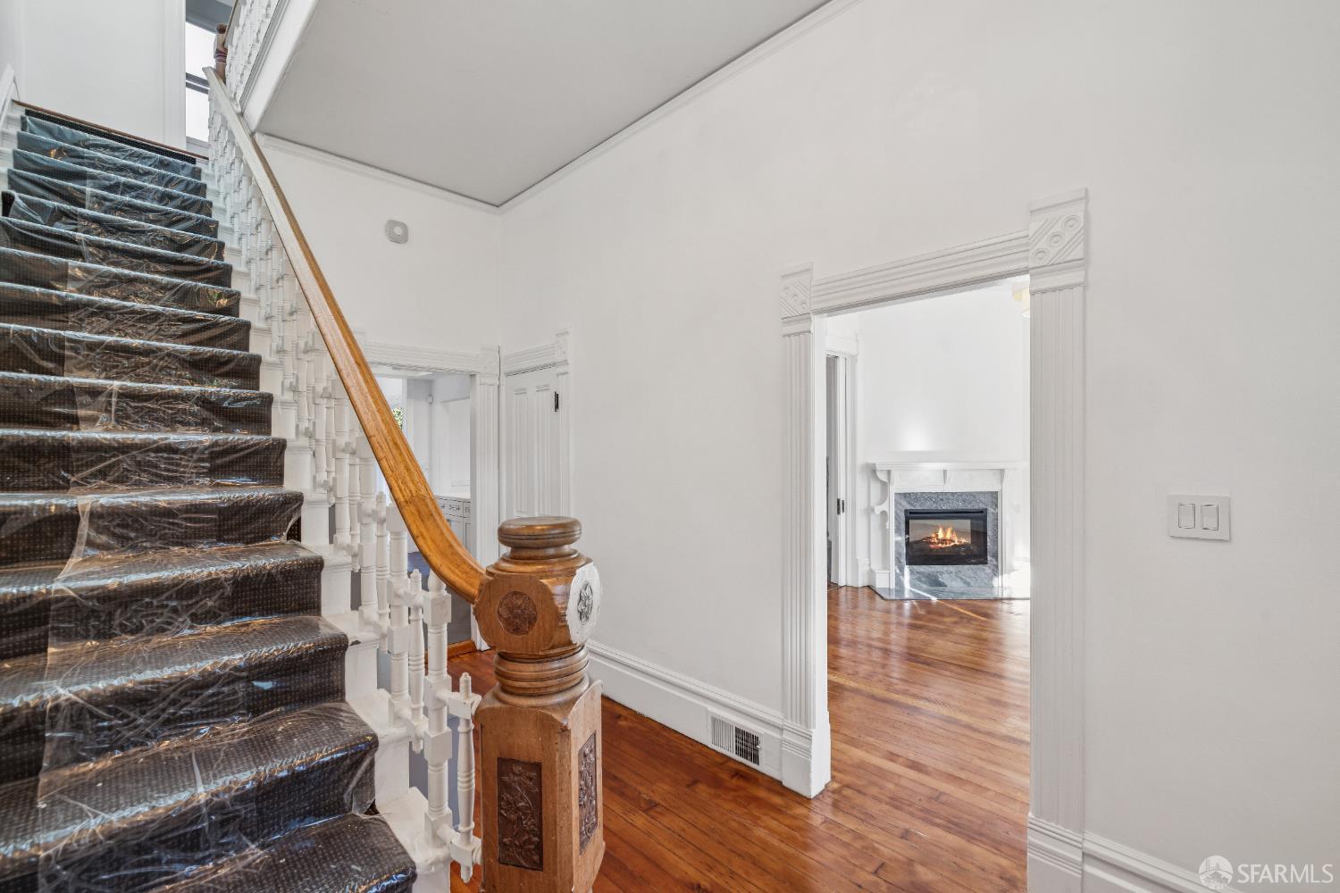 Detail Gallery Image 22 of 44 For 282 Eureka St, San Francisco,  CA 94114 - 4 Beds | 2/1 Baths