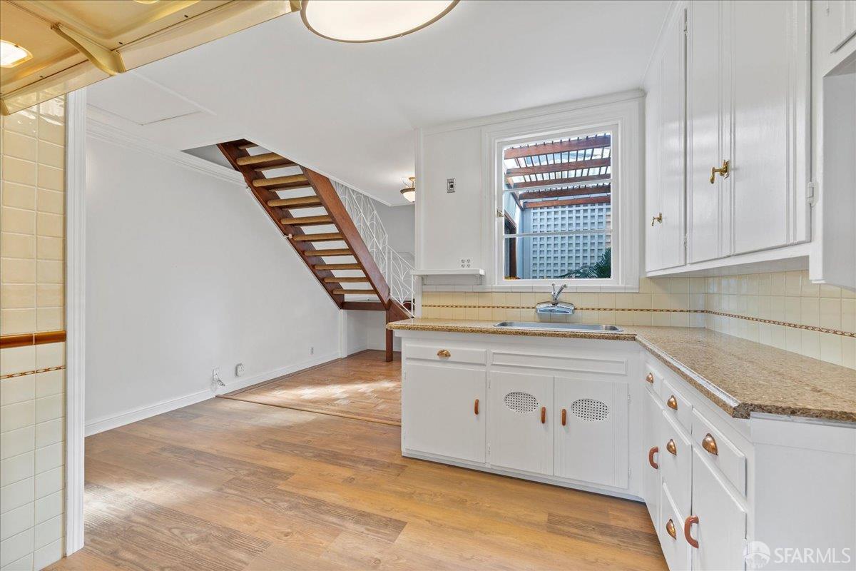 Detail Gallery Image 13 of 42 For 1735 28th Ave, San Francisco,  CA 94122 - 4 Beds | 2 Baths