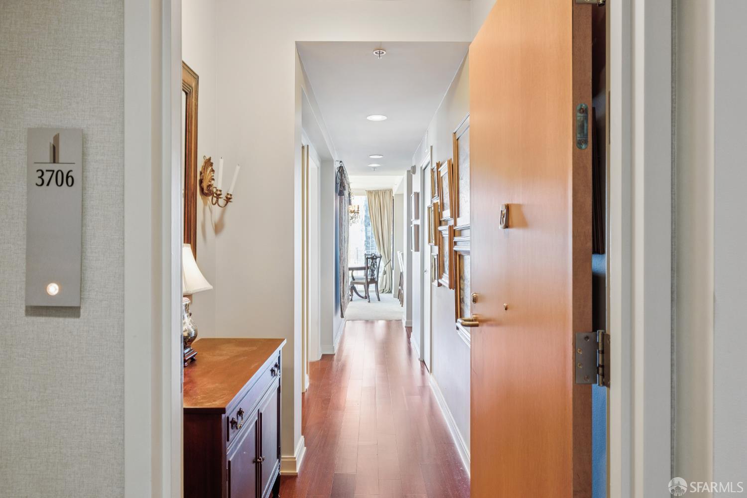 Detail Gallery Image 3 of 48 For 425 1st St #3706,  San Francisco,  CA 94105 - 2 Beds | 2 Baths