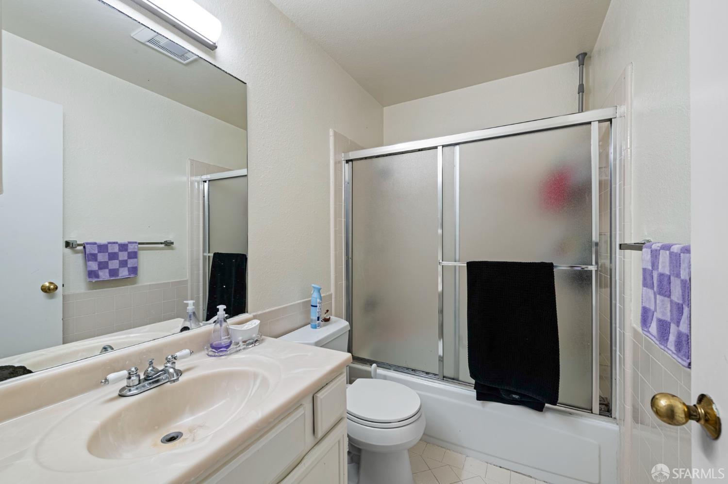 Detail Gallery Image 12 of 30 For 870 38th Ave, San Francisco,  CA 94121 - – Beds | – Baths