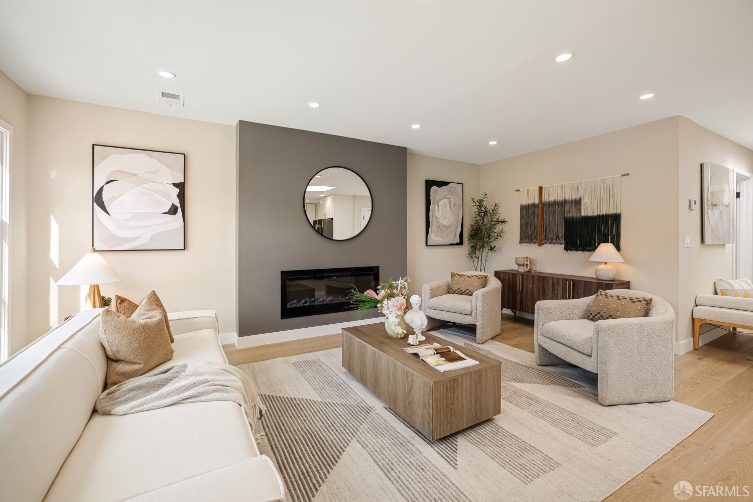 Detail Gallery Image 8 of 69 For 537 Russia Ave, San Francisco,  CA 94112 - 3 Beds | 2 Baths