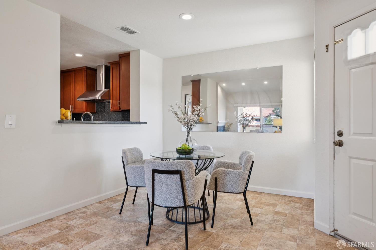 Detail Gallery Image 9 of 50 For 7063 Dublin Meadows St #H,  Dublin,  CA 94568 - 3 Beds | 2 Baths