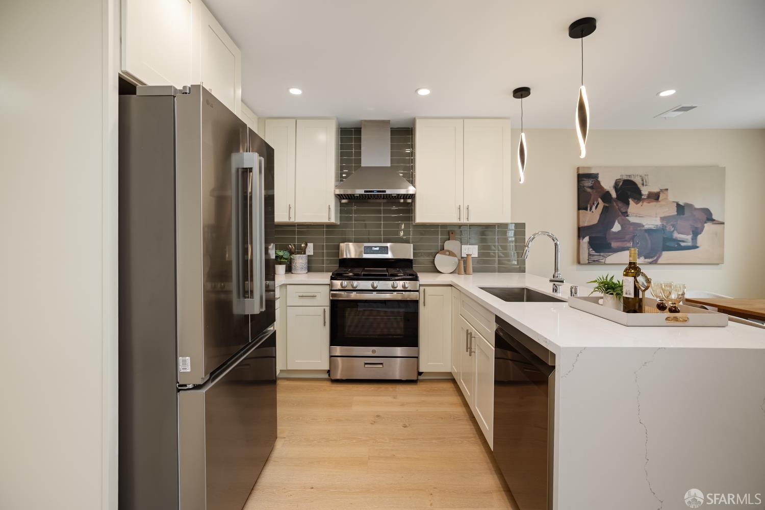 Detail Gallery Image 22 of 69 For 537 Russia Ave, San Francisco,  CA 94112 - 3 Beds | 2 Baths