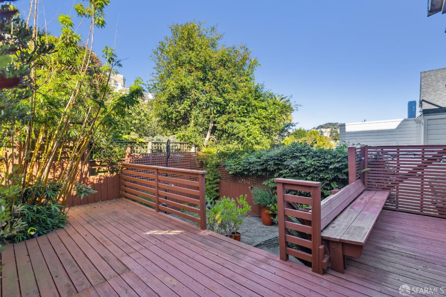 Detail Gallery Image 36 of 44 For 282 Eureka St, San Francisco,  CA 94114 - 4 Beds | 2/1 Baths