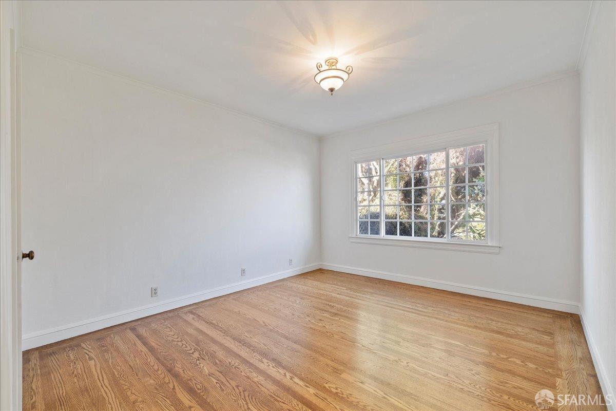 Detail Gallery Image 15 of 42 For 1735 28th Ave, San Francisco,  CA 94122 - 4 Beds | 2 Baths