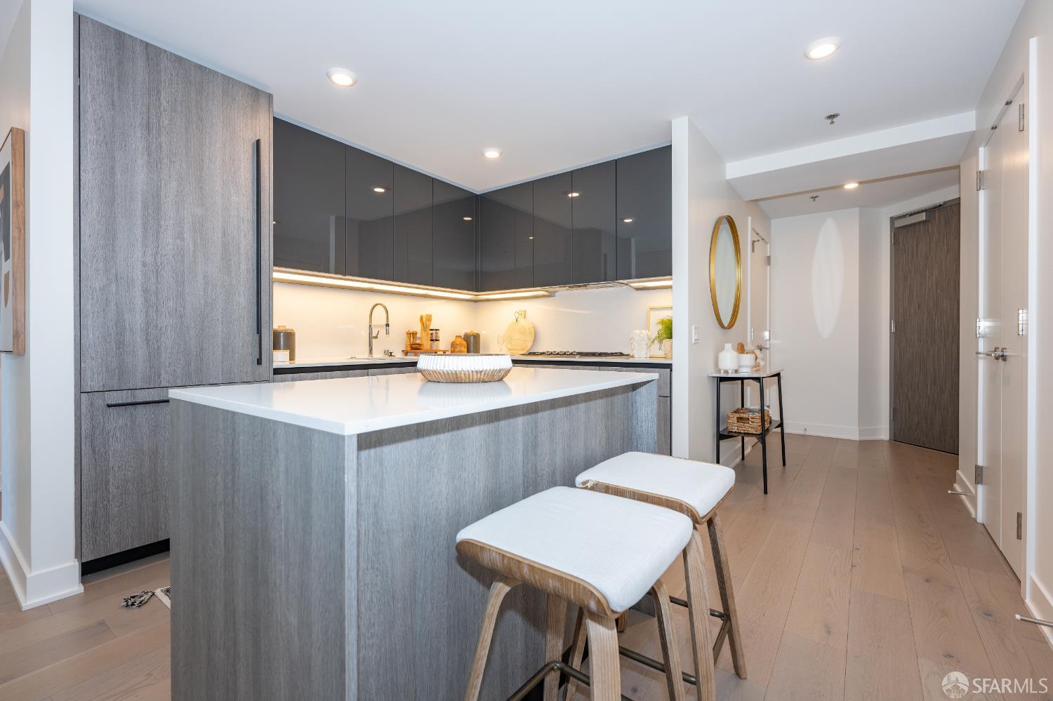 Detail Gallery Image 5 of 40 For 338 Main St 25d,  San Francisco,  CA 94105 - 1 Beds | 1 Baths