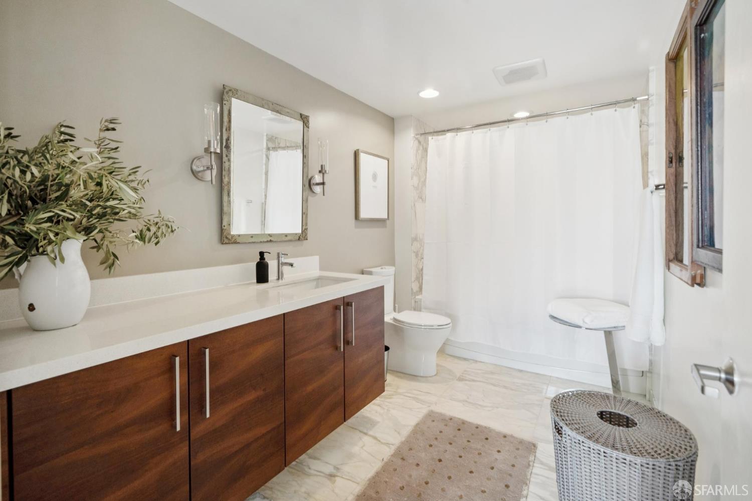 Detail Gallery Image 32 of 44 For 72 S Townsend St #806,  San Francisco,  CA 94107 - 2 Beds | 2 Baths