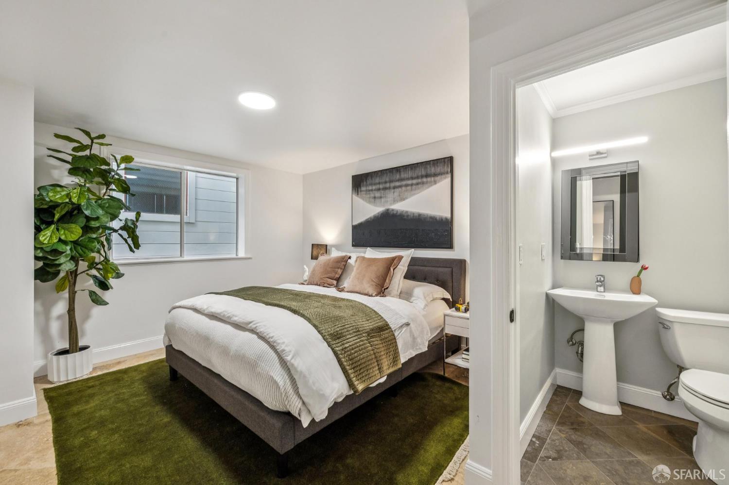 Detail Gallery Image 55 of 74 For 729 Douglass St a,  San Francisco,  CA 94114 - 3 Beds | 3 Baths