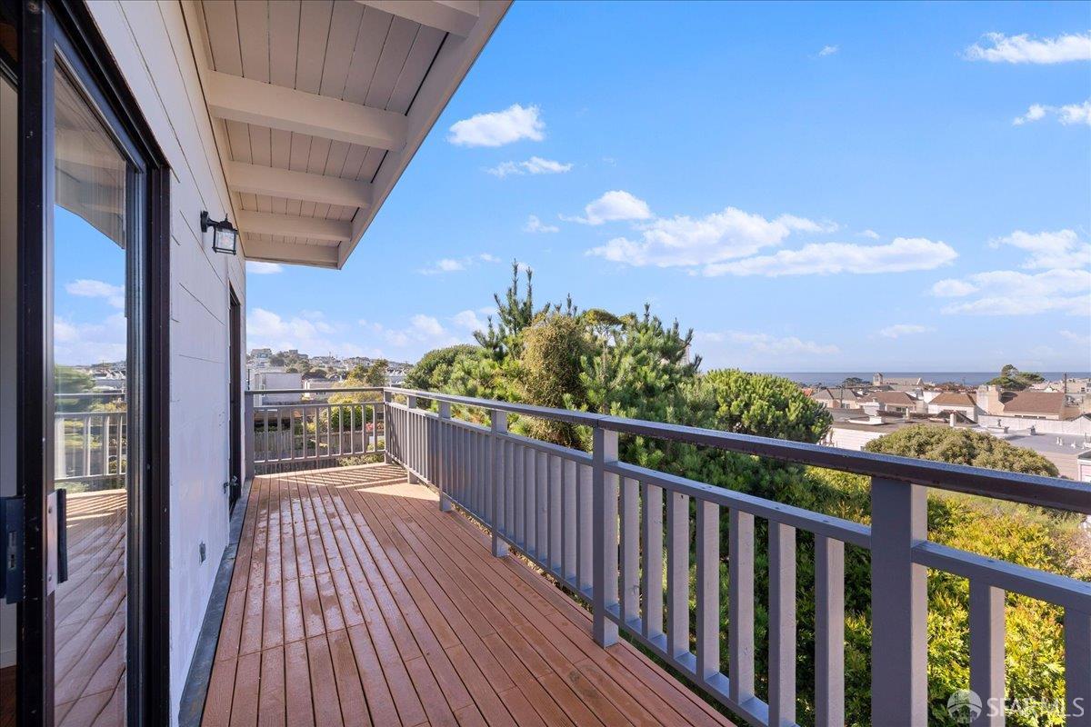 Detail Gallery Image 22 of 42 For 1735 28th Ave, San Francisco,  CA 94122 - 4 Beds | 2 Baths