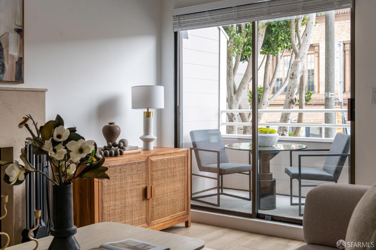 Photo #11: 425081833 Listing: Photo #11