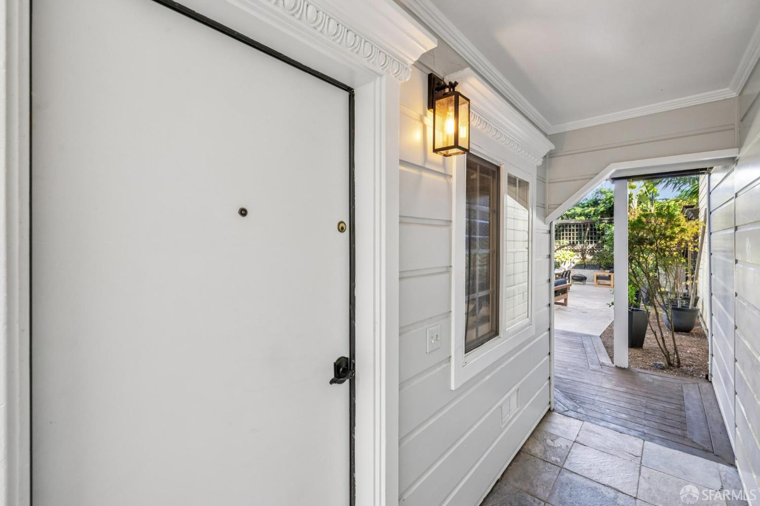 Detail Gallery Image 78 of 93 For 729 Douglass St, San Francisco,  CA 94114 - – Beds | – Baths