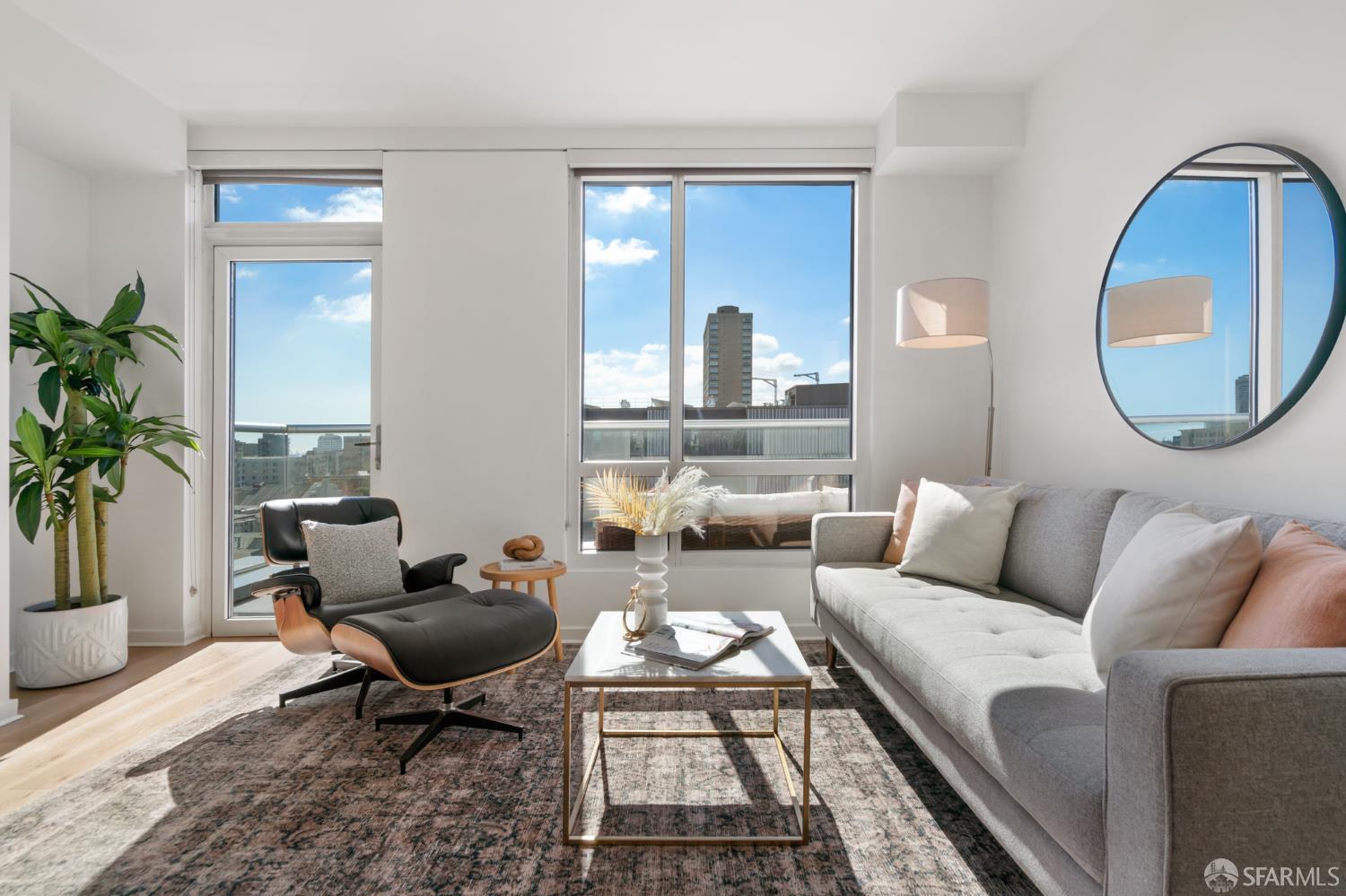 Photo #5: 425064186 Listing 