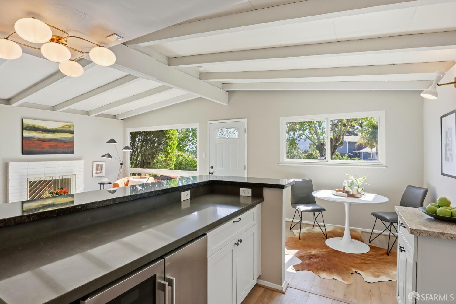 Detail Gallery Image 19 of 41 For 656 Pebble Dr, El Sobrante,  CA 94803 - 3 Beds | 2 Baths