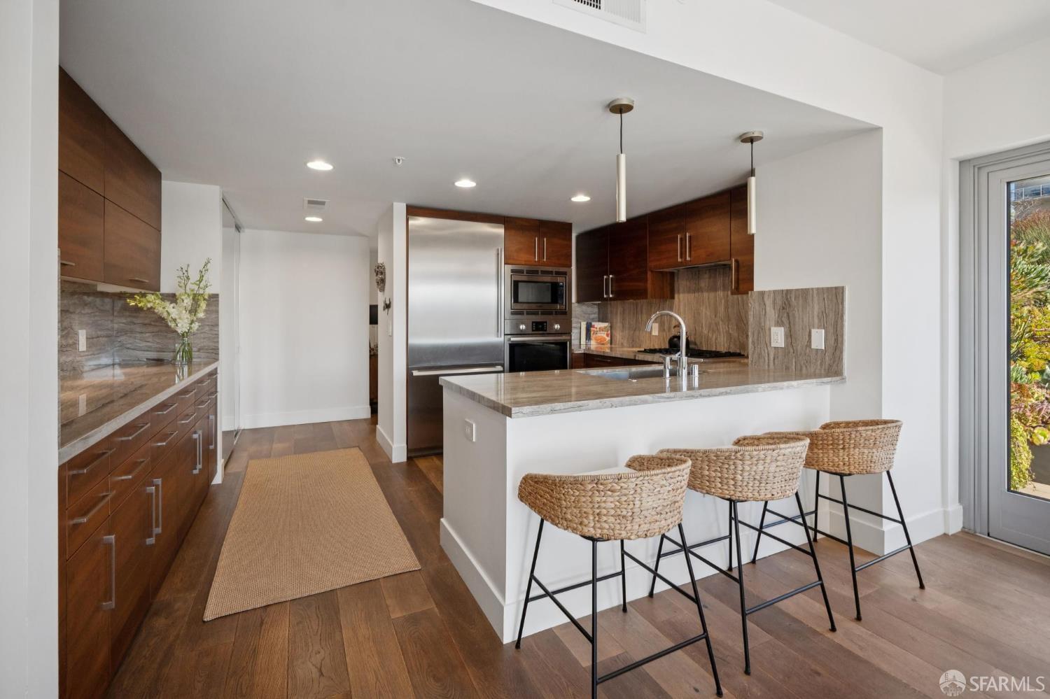 Detail Gallery Image 10 of 44 For 72 S Townsend St #806,  San Francisco,  CA 94107 - 2 Beds | 2 Baths