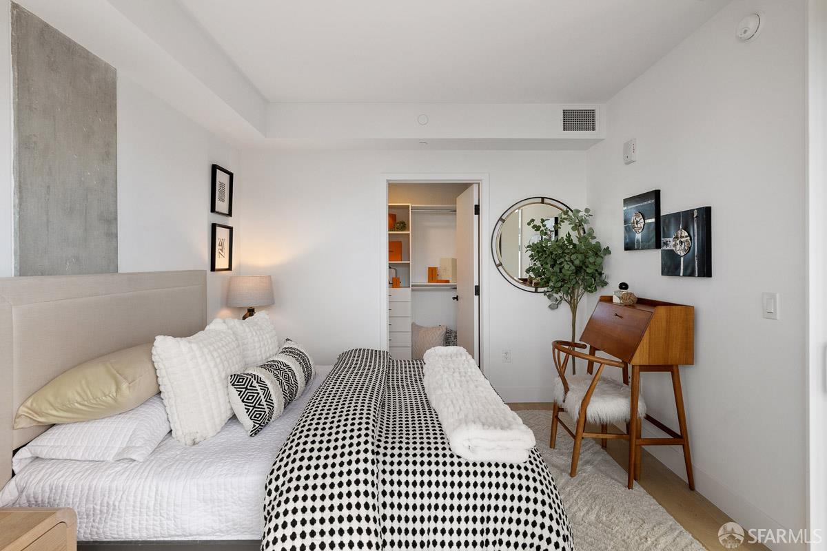 Photo #13: 425076052 Listing: Photo #13