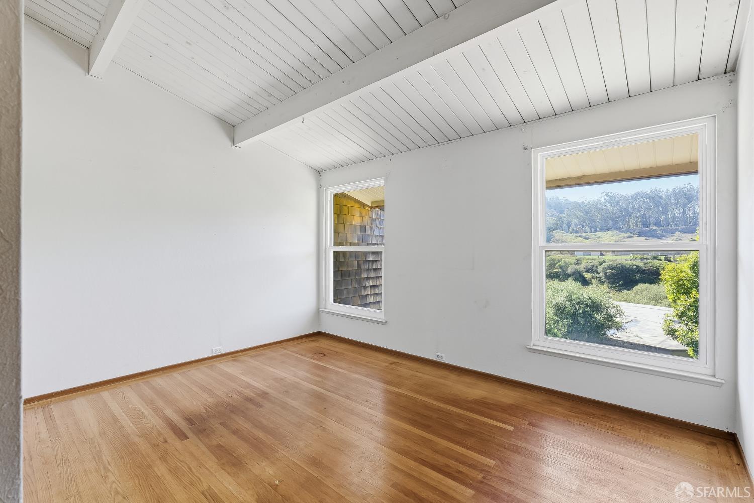 Detail Gallery Image 16 of 30 For 49 Turquoise Way, San Francisco,  CA 94131 - 4 Beds | 2/1 Baths