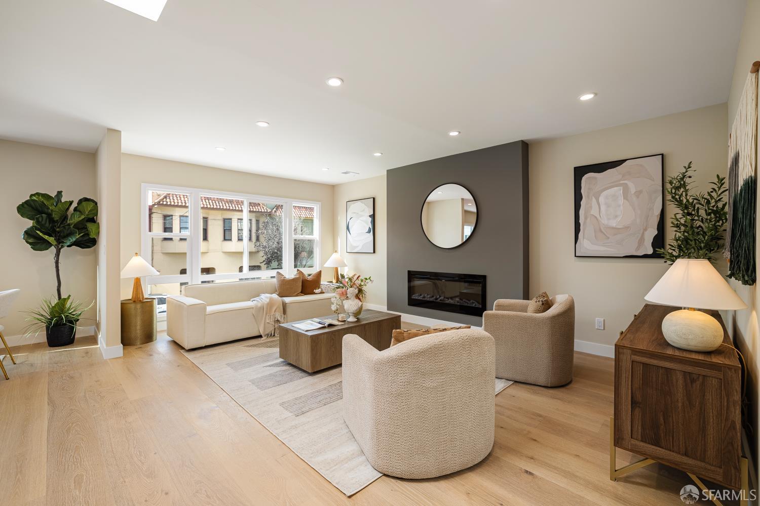 Detail Gallery Image 7 of 69 For 537 Russia Ave, San Francisco,  CA 94112 - 3 Beds | 2 Baths