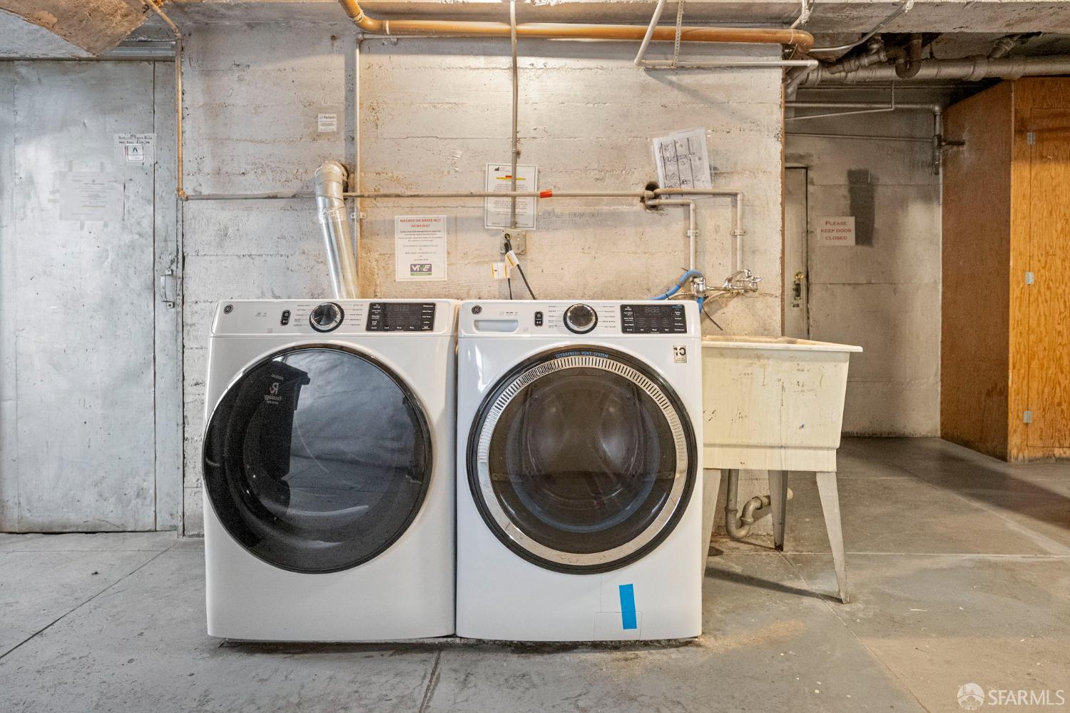 Detail Gallery Image 34 of 40 For 2363 Larkin St #34,  San Francisco,  CA 94109 - 2 Beds | 1 Baths