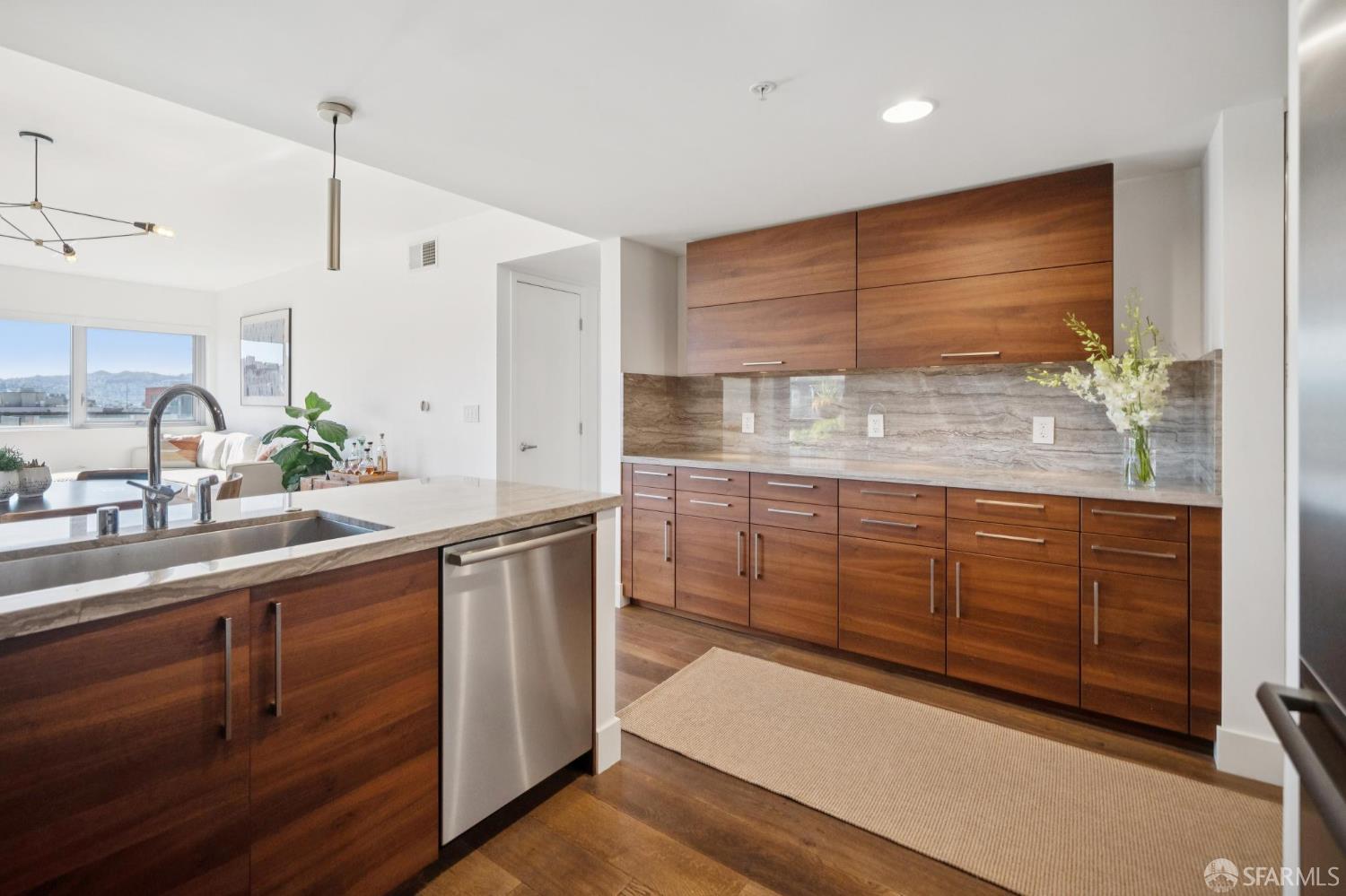 Detail Gallery Image 13 of 44 For 72 S Townsend St #806,  San Francisco,  CA 94107 - 2 Beds | 2 Baths