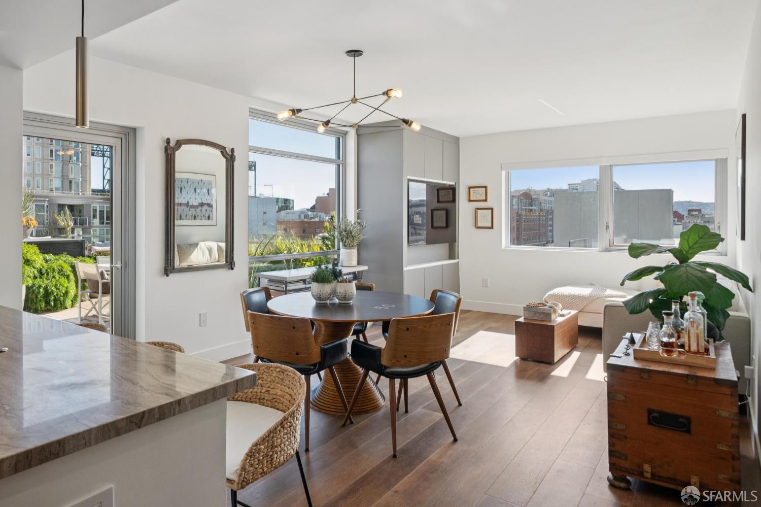 Detail Gallery Image 4 of 44 For 72 S Townsend St #806,  San Francisco,  CA 94107 - 2 Beds | 2 Baths