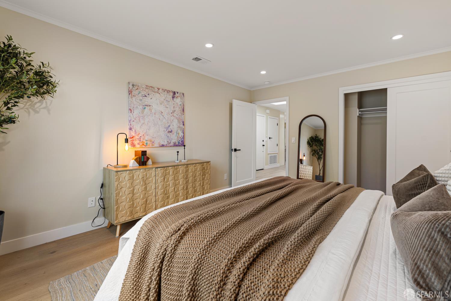 Detail Gallery Image 27 of 69 For 537 Russia Ave, San Francisco,  CA 94112 - 3 Beds | 2 Baths