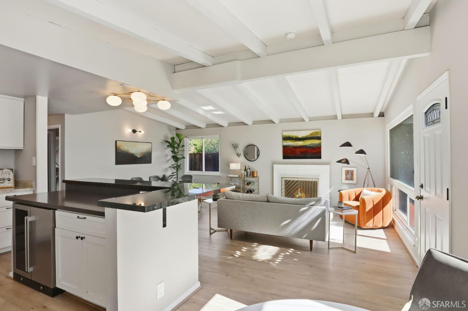 Detail Gallery Image 15 of 41 For 656 Pebble Dr, El Sobrante,  CA 94803 - 3 Beds | 2 Baths