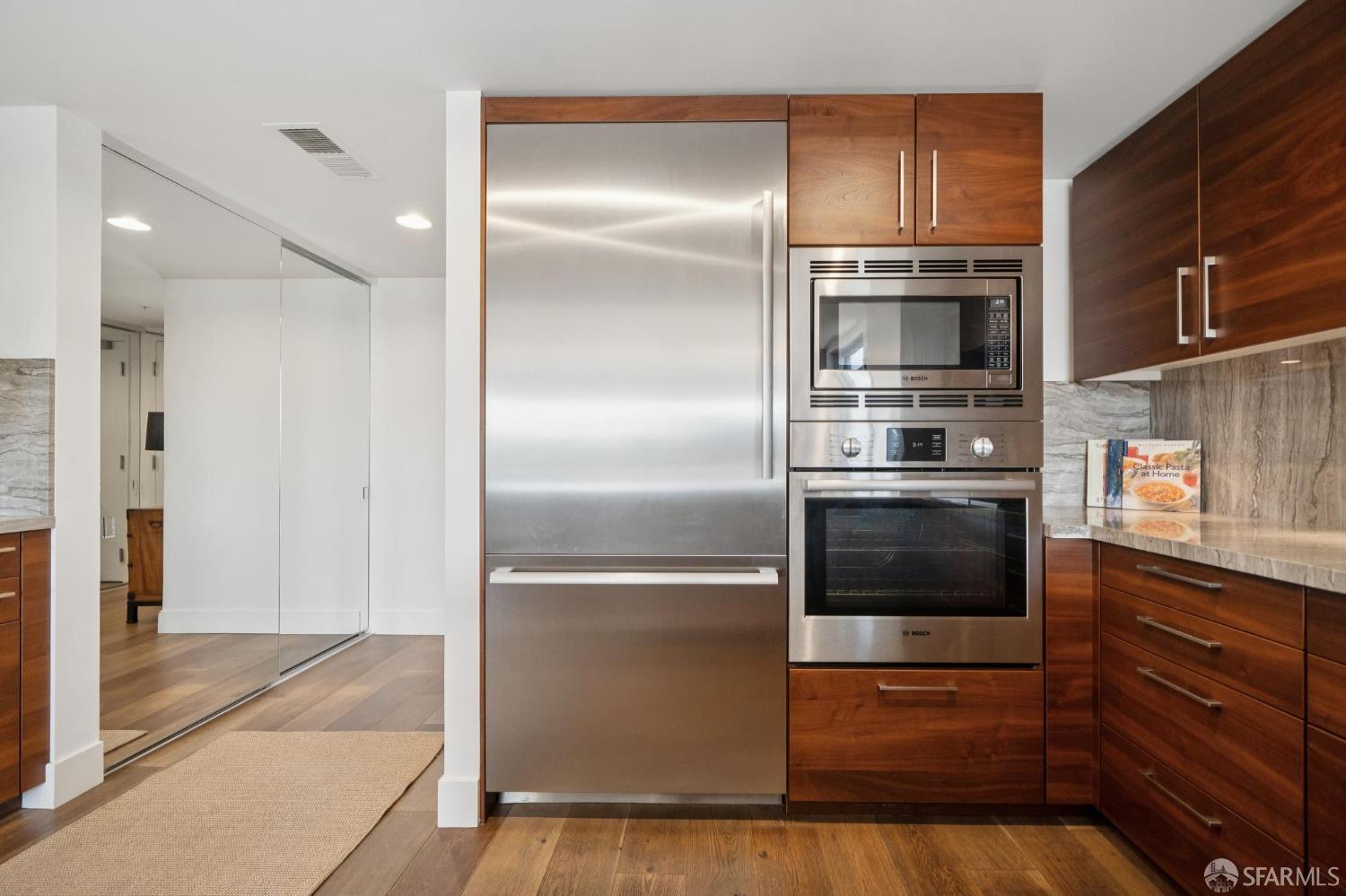 Detail Gallery Image 12 of 44 For 72 S Townsend St #806,  San Francisco,  CA 94107 - 2 Beds | 2 Baths