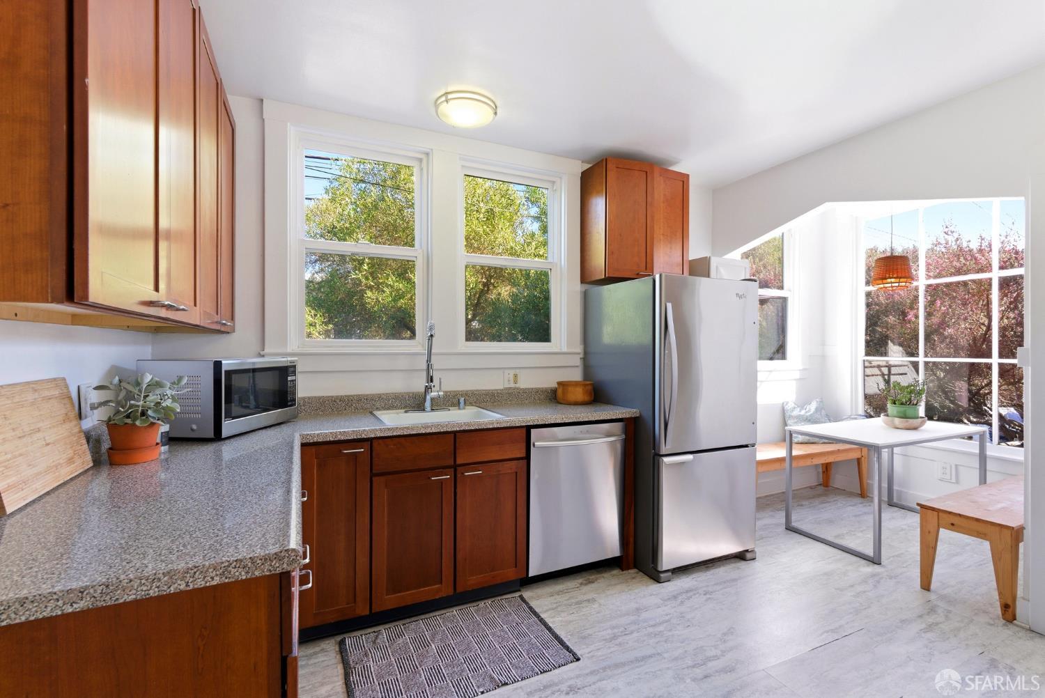 Detail Gallery Image 19 of 53 For 1501 46th Ave, San Francisco,  CA 94122 - 4 Beds | 3 Baths