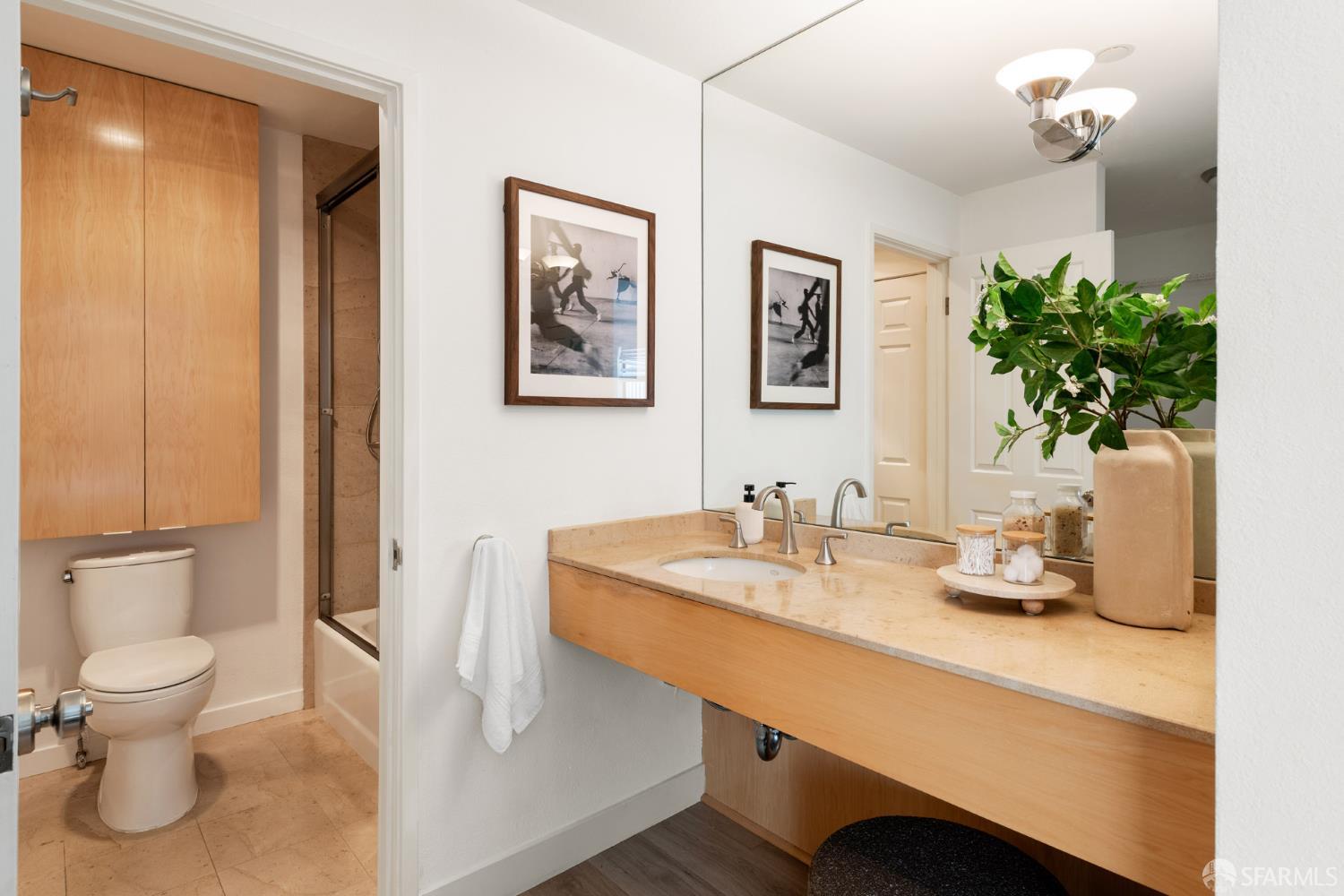 Photo #20: 425081833 Listing: Photo #20